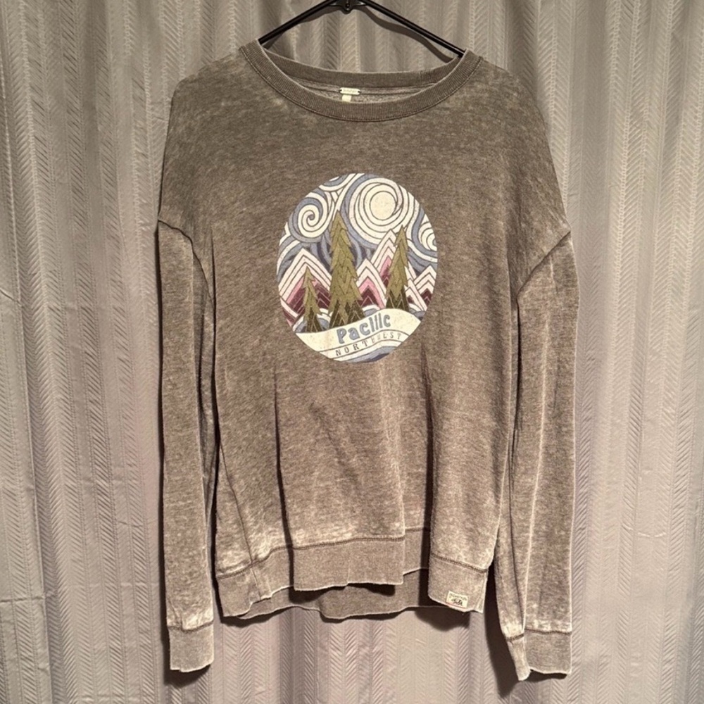 Techstyles Pacific Northwest Graphic Sweatshirt